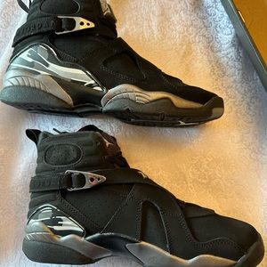 Air Jordan 8 retro CHROME (GS) Size 5.5